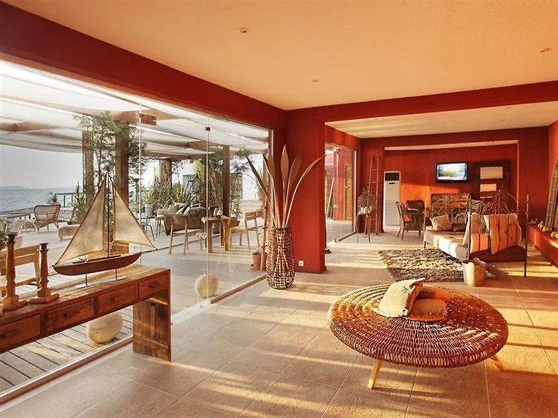 Ceshme Plus Hotel Çeşme